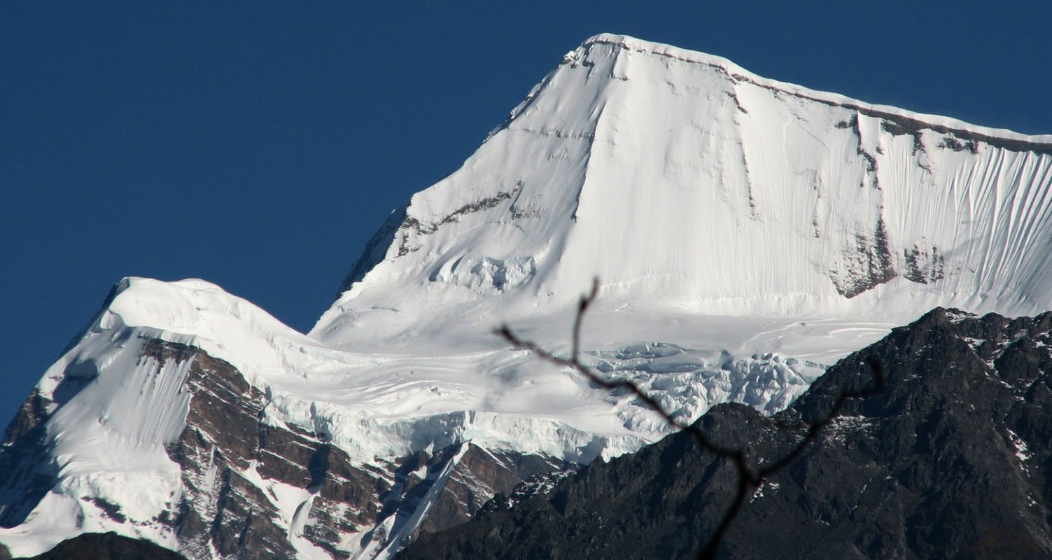 Mt. Putha Himchuli Expedition (7,246 m)