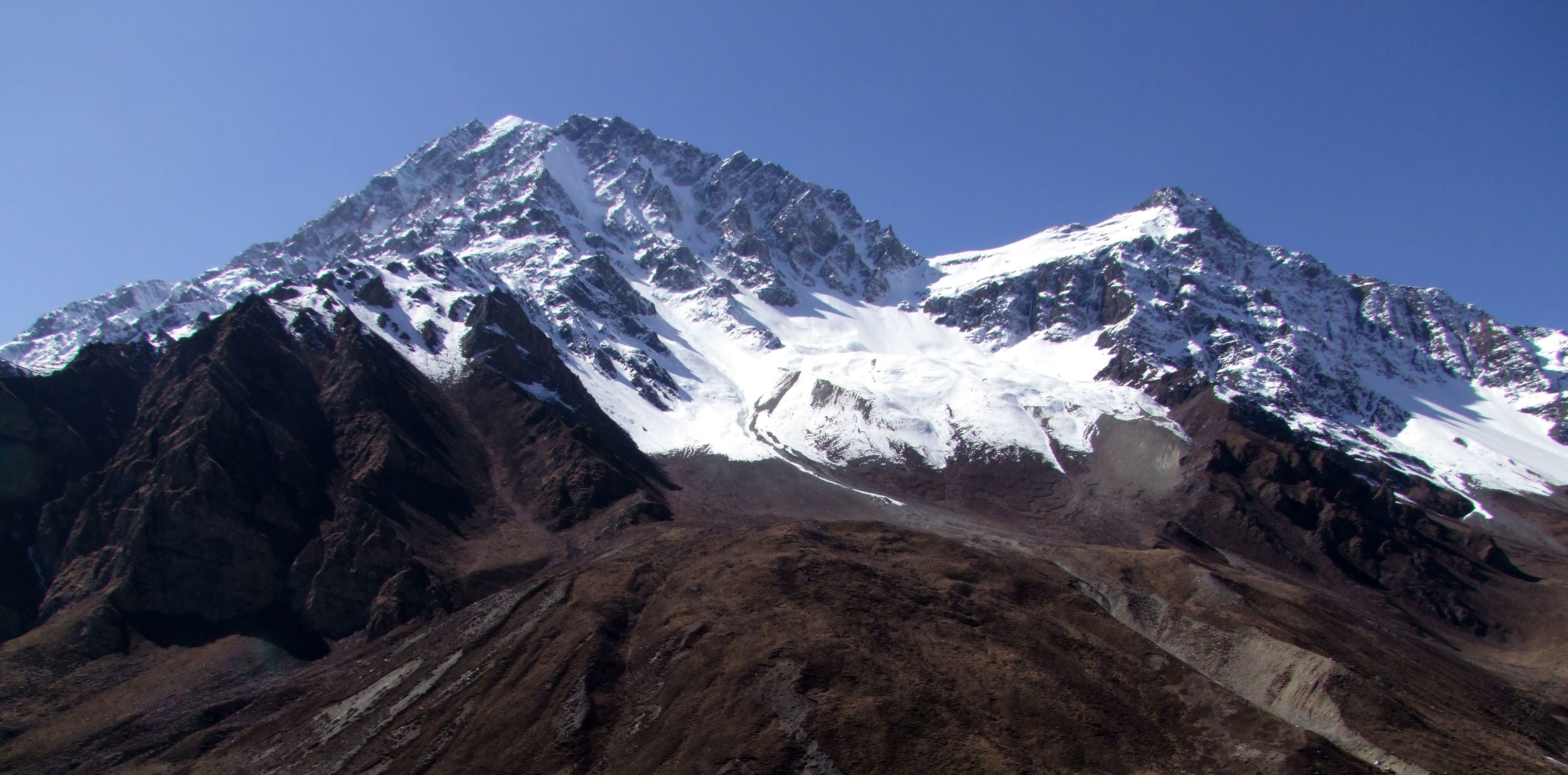 Pisang Peak Climbing (6,091m)